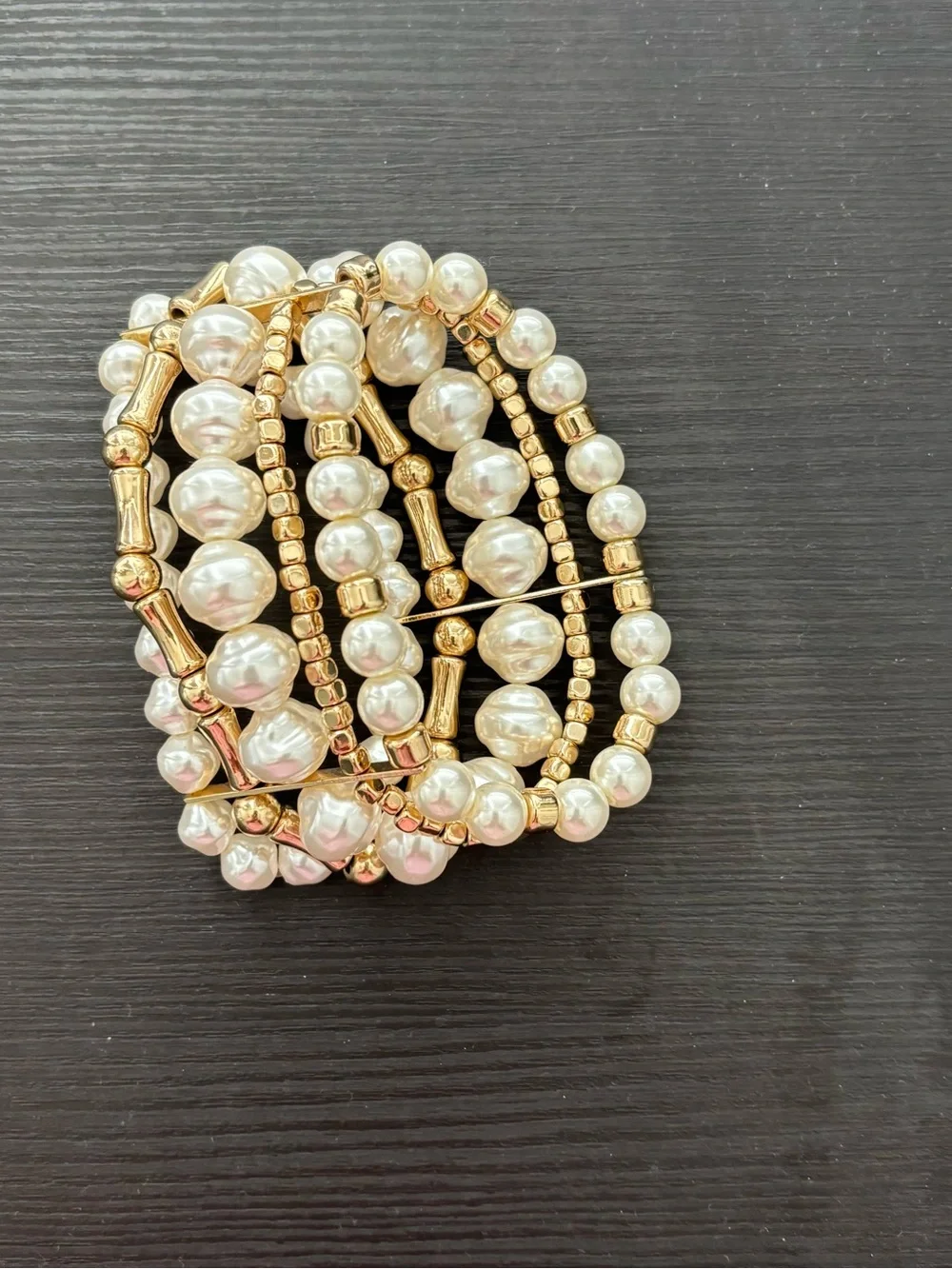 Lilly Pulitzer gold and pearl stretch bracelet - Picture 4 of 7